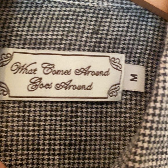 What goes around comes around houndstooth button down size medium - Picture 3 of 3